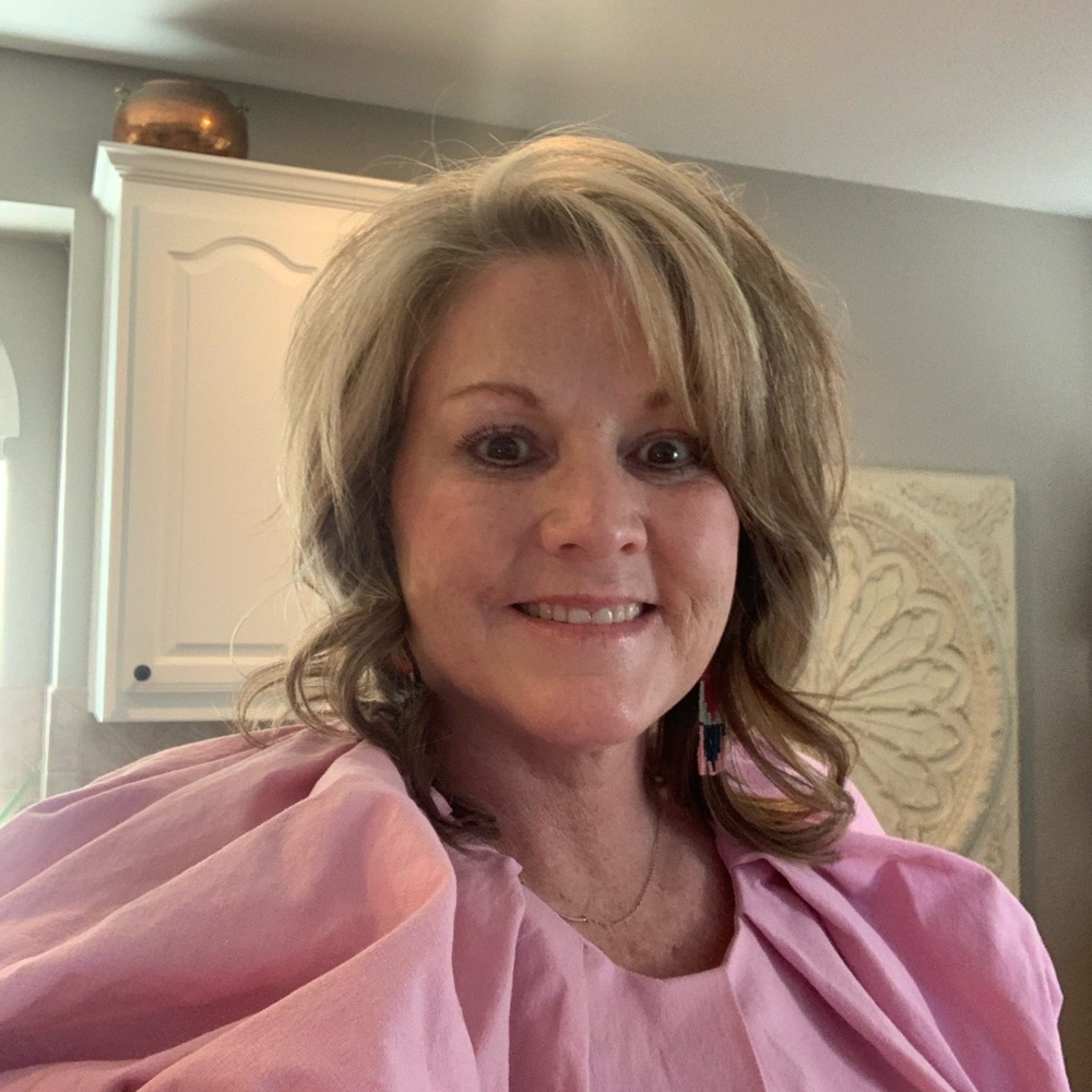 Meet your Posher, Stacy